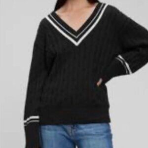 Gap Women's Cable Knit V-Neck Sweater, in Black & White, Size XS